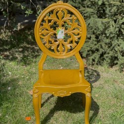 Diva qızılı rəng