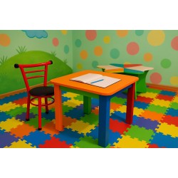 Masa Uşaq üçün Laminat  70x70