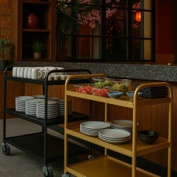 Restoran tekerli podnus